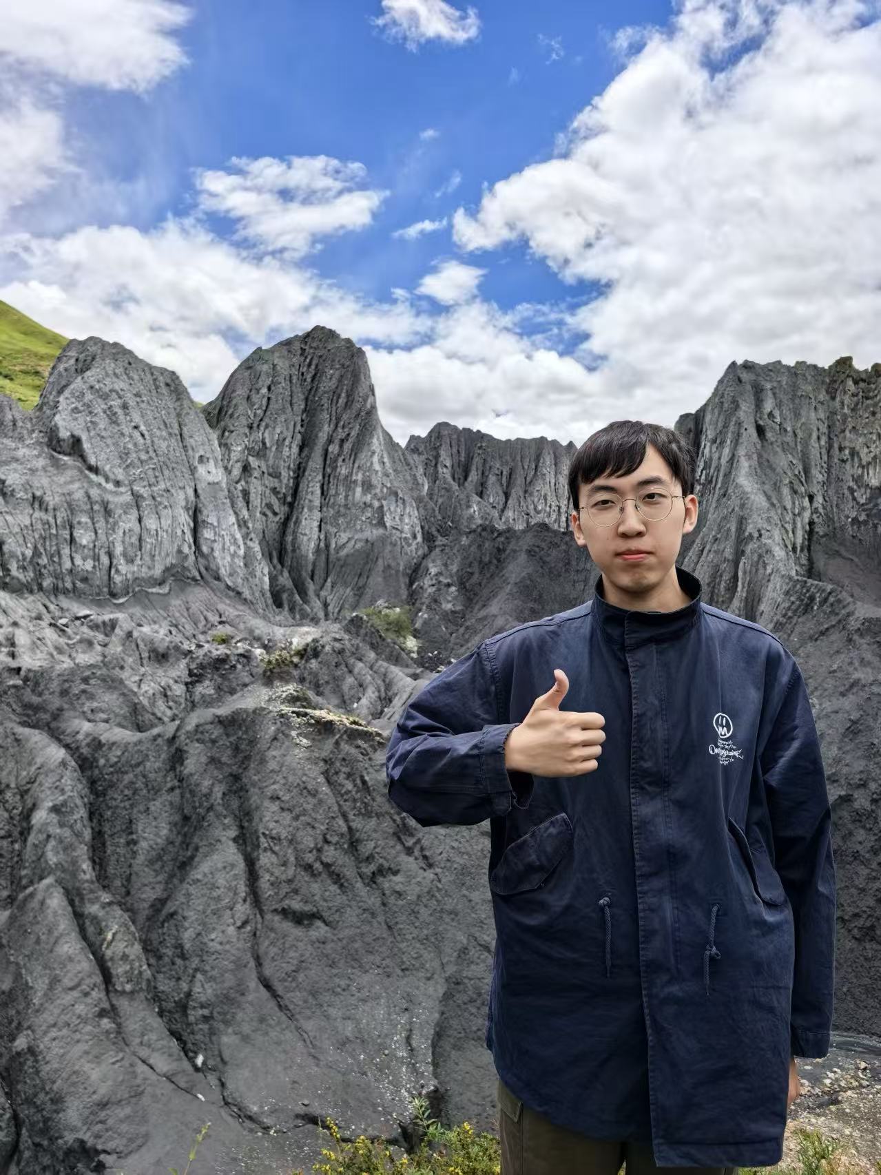 Zifan Xu